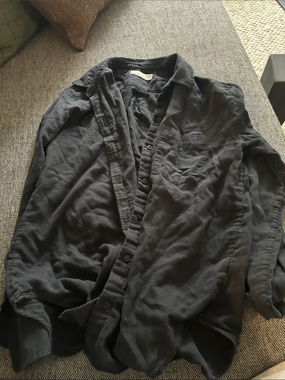 EVERLANE 100% cotton women’s button down size 6